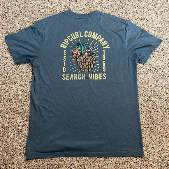 Rip Curl Relaxed Fit Men’s T-shirt - Picture 2 of 6